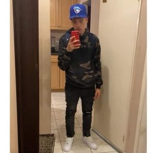 Meet your Posher, Malik